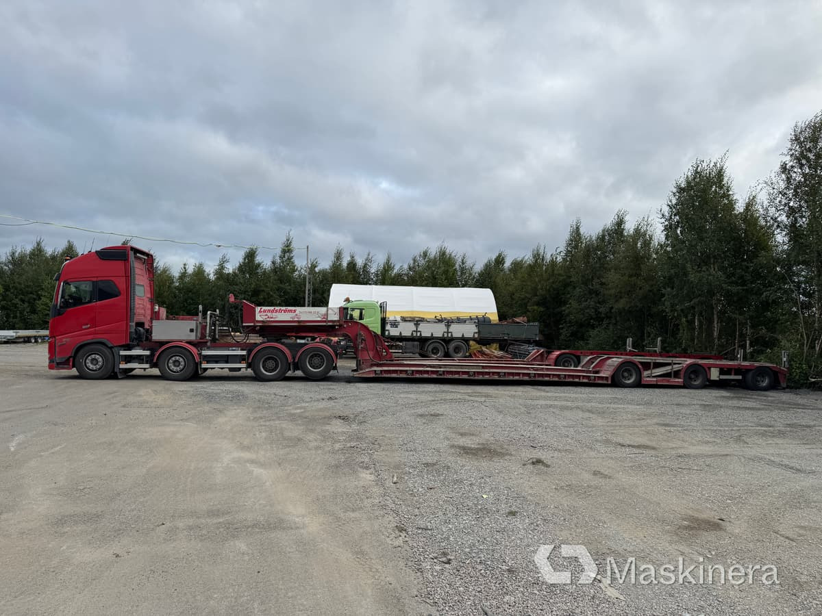 Volvo FH16 750 HP 8*4, Trailerteknik T3-66-KNOUT-S, Vang Athls 11111 Tungdragare Volvo FH16 750 med två maskintrailers - Tegljač, Poluprikolica za prijevoz automobila: slika Volvo FH16 750 HP 8*4, Trailerteknik T3-66-KNOUT-S, Vang Athls 11111 Tungdragare Volvo FH16 750 med två maskintrailers - Tegljač, Poluprikolica za prijevoz automobila Volvo FH16 750 HP 8*4, Trailerteknik T3-66-KNOUT-S, Vang Athls 11111 Tungdragare Volvo FH16 750 med två maskintrailers - Tegljač, Poluprikolica za prijevoz automobila: slika Volvo FH16 750 HP 8*4, Trailerteknik T3-66-KNOUT-S, Vang Athls 11111 Tungdragare Volvo FH16 750 med två maskintrailers - Tegljač, Poluprikolica za prijevoz automobila