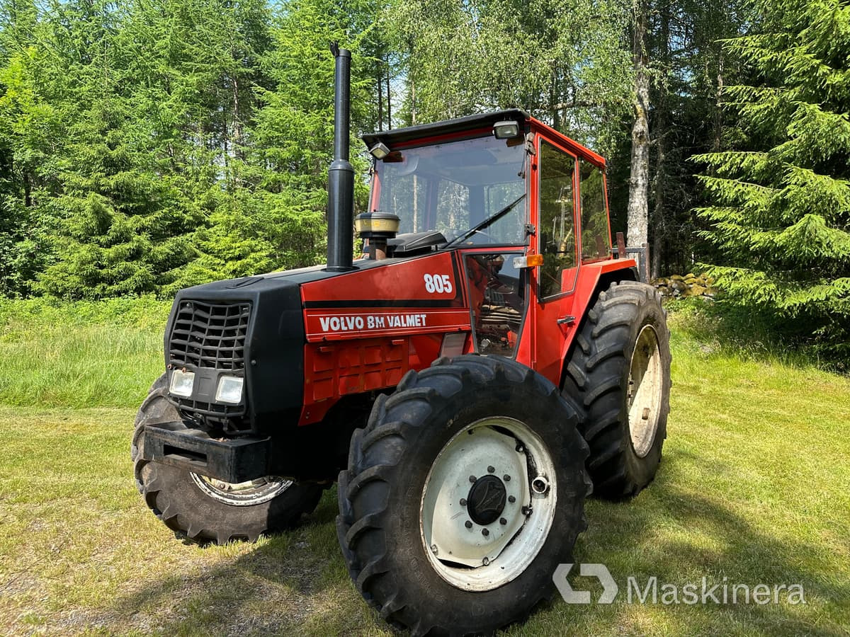 Traktor Volvo BM 805-4 med skogsvagn och kran - Traktor, Traktorska šumska prikolica: slika Traktor Volvo BM 805-4 med skogsvagn och kran - Traktor, Traktorska šumska prikolica Traktor Volvo BM 805-4 med skogsvagn och kran - Traktor, Traktorska šumska prikolica: slika Traktor Volvo BM 805-4 med skogsvagn och kran - Traktor, Traktorska šumska prikolica