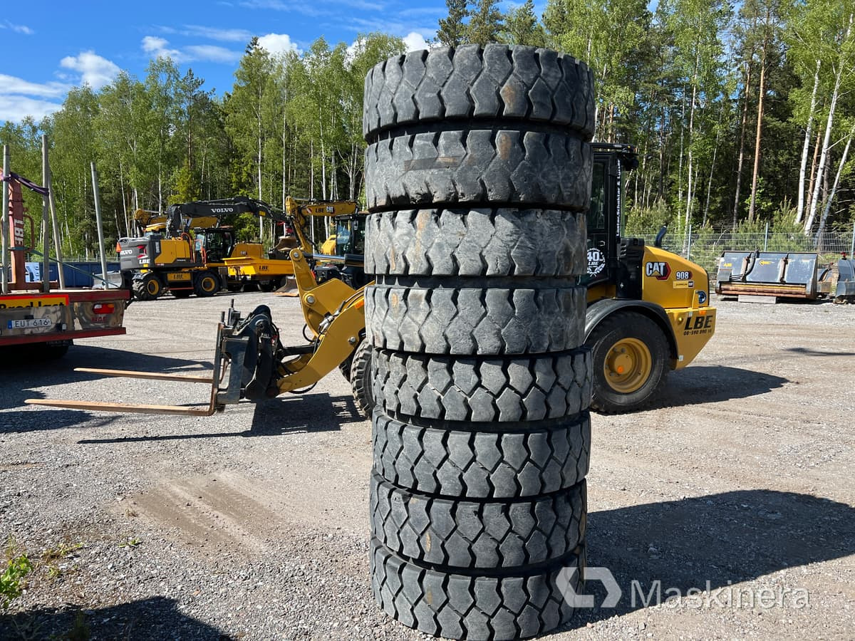 Trelleborg 10.00-20 NHS Däck med fälg Dubbelmontage Trelleborg 10.00-20 - Kompletan kotač: slika Trelleborg 10.00-20 NHS Däck med fälg Dubbelmontage Trelleborg 10.00-20 - Kompletan kotač Trelleborg 10.00-20 NHS Däck med fälg Dubbelmontage Trelleborg 10.00-20 - Kompletan kotač: slika Trelleborg 10.00-20 NHS Däck med fälg Dubbelmontage Trelleborg 10.00-20 - Kompletan kotač