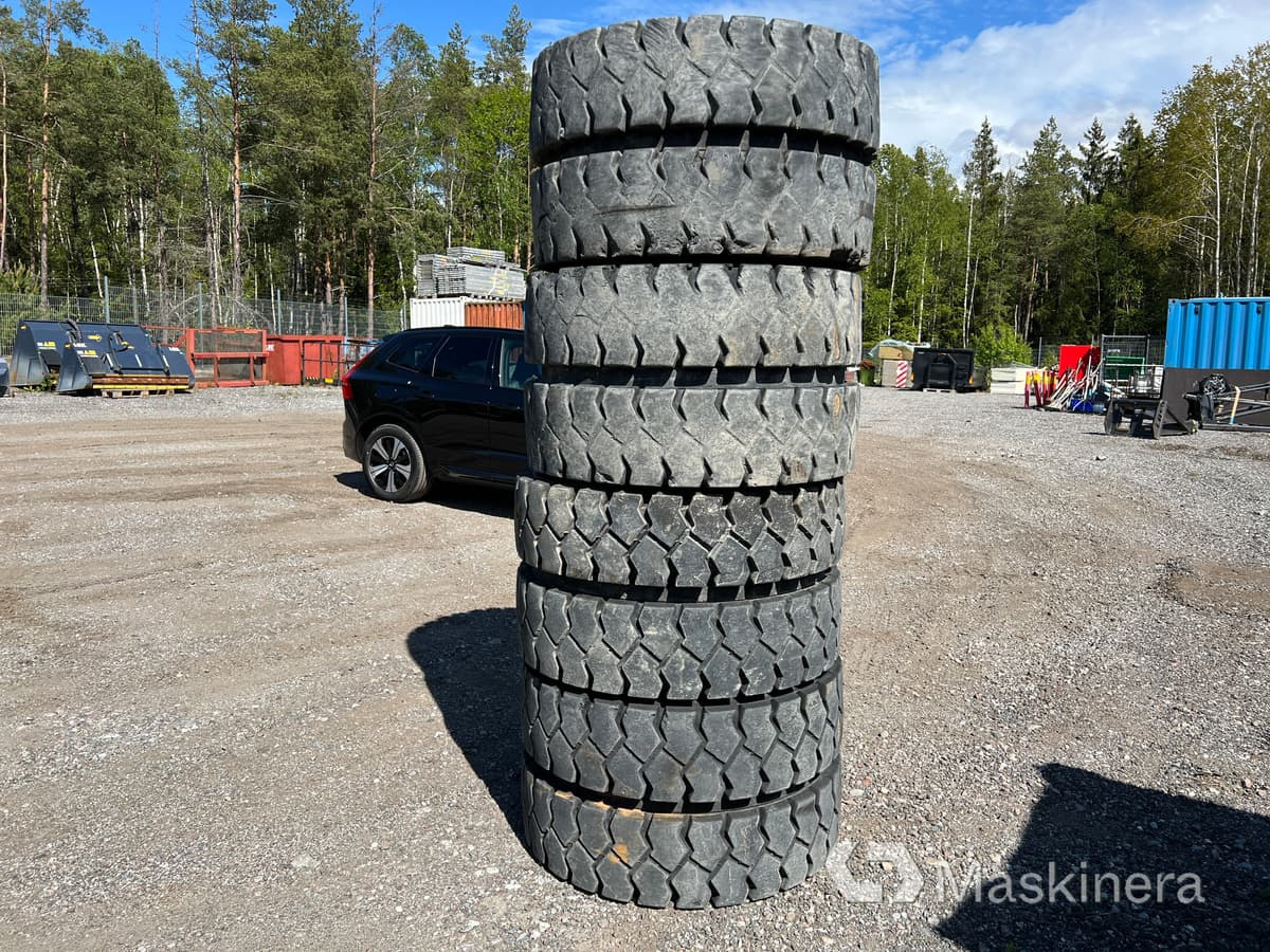 Trelleborg 10.00-20 NHS Däck med fälg Dubbelmontage Trelleborg 10.00-20 - Kompletan kotač: slika Trelleborg 10.00-20 NHS Däck med fälg Dubbelmontage Trelleborg 10.00-20 - Kompletan kotač Trelleborg 10.00-20 NHS Däck med fälg Dubbelmontage Trelleborg 10.00-20 - Kompletan kotač: slika Trelleborg 10.00-20 NHS Däck med fälg Dubbelmontage Trelleborg 10.00-20 - Kompletan kotač