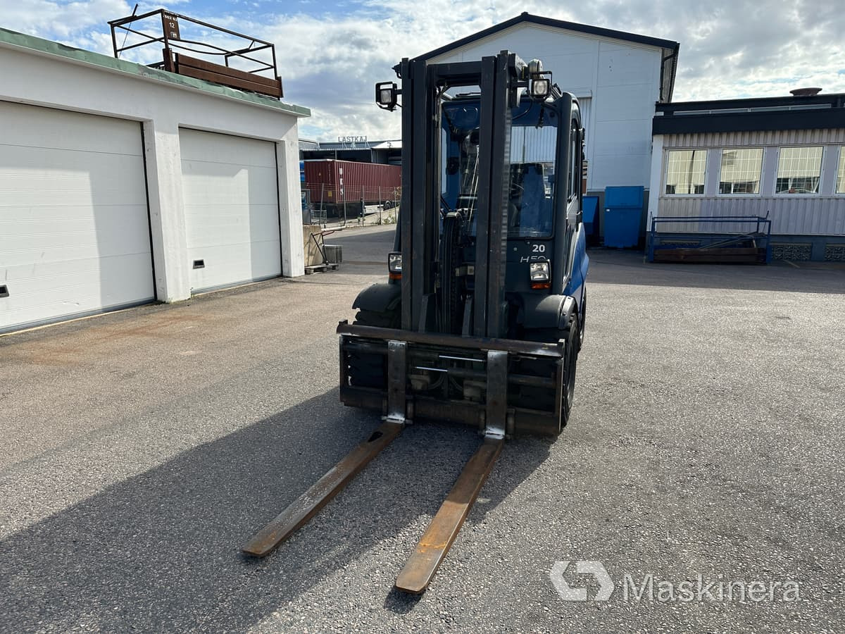 Truck Linde H50D Triplex - Diesel viličar: slika Truck Linde H50D Triplex - Diesel viličar Truck Linde H50D Triplex - Diesel viličar: slika Truck Linde H50D Triplex - Diesel viličar