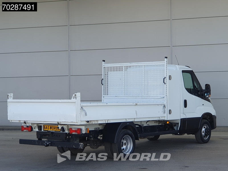 Iveco Daily 35C16 3.0L Kipper met Kist Dubbellucht 3,5t Trekhaak Navi Airco Cruise Camera Euro6 Tipper Benne Kieper 2m3 Airco Trekhaak Cruis - Mali kamion kiper: slika Iveco Daily 35C16 3.0L Kipper met Kist Dubbellucht 3,5t Trekhaak Navi Airco Cruise Camera Euro6 Tipper Benne Kieper 2m3 Airco Trekhaak Cruis - Mali kamion kiper Iveco Daily 35C16 3.0L Kipper met Kist Dubbellucht 3,5t Trekhaak Navi Airco Cruise Camera Euro6 Tipper Benne Kieper 2m3 Airco Trekhaak Cruis - Mali kamion kiper: slika Iveco Daily 35C16 3.0L Kipper met Kist Dubbellucht 3,5t Trekhaak Navi Airco Cruise Camera Euro6 Tipper Benne Kieper 2m3 Airco Trekhaak Cruis - Mali kamion kiper