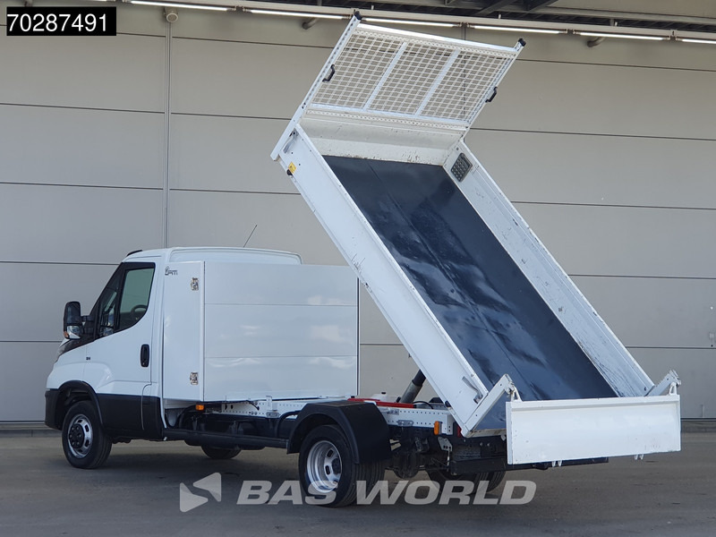 Iveco Daily 35C16 3.0L Kipper met Kist Dubbellucht 3,5t Trekhaak Navi Airco Cruise Camera Euro6 Tipper Benne Kieper 2m3 Airco Trekhaak Cruis - Mali kamion kiper: slika Iveco Daily 35C16 3.0L Kipper met Kist Dubbellucht 3,5t Trekhaak Navi Airco Cruise Camera Euro6 Tipper Benne Kieper 2m3 Airco Trekhaak Cruis - Mali kamion kiper Iveco Daily 35C16 3.0L Kipper met Kist Dubbellucht 3,5t Trekhaak Navi Airco Cruise Camera Euro6 Tipper Benne Kieper 2m3 Airco Trekhaak Cruis - Mali kamion kiper: slika Iveco Daily 35C16 3.0L Kipper met Kist Dubbellucht 3,5t Trekhaak Navi Airco Cruise Camera Euro6 Tipper Benne Kieper 2m3 Airco Trekhaak Cruis - Mali kamion kiper