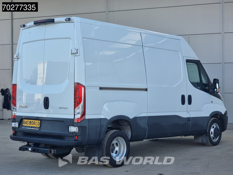 Iveco Daily 35C16 Automaat L2H2 160PK Dubbellucht 3,5t Trekhaak Airco Cruise L2 10m3 Airco Trekhaak Cruise control - Furgon: slika Iveco Daily 35C16 Automaat L2H2 160PK Dubbellucht 3,5t Trekhaak Airco Cruise L2 10m3 Airco Trekhaak Cruise control - Furgon Iveco Daily 35C16 Automaat L2H2 160PK Dubbellucht 3,5t Trekhaak Airco Cruise L2 10m3 Airco Trekhaak Cruise control - Furgon: slika Iveco Daily 35C16 Automaat L2H2 160PK Dubbellucht 3,5t Trekhaak Airco Cruise L2 10m3 Airco Trekhaak Cruise control - Furgon
