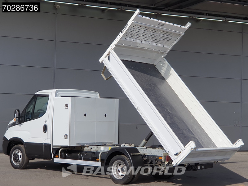 Iveco Daily 35C18 3.0L Automaat Kipper met Kist Dubbellucht 3,5t Trekhaak Airco Euro6 Tipper Kieper Benne 2m3 Airco Trekhaak Cruise control - Mali kamion kiper: slika Iveco Daily 35C18 3.0L Automaat Kipper met Kist Dubbellucht 3,5t Trekhaak Airco Euro6 Tipper Kieper Benne 2m3 Airco Trekhaak Cruise control - Mali kamion kiper Iveco Daily 35C18 3.0L Automaat Kipper met Kist Dubbellucht 3,5t Trekhaak Airco Euro6 Tipper Kieper Benne 2m3 Airco Trekhaak Cruise control - Mali kamion kiper: slika Iveco Daily 35C18 3.0L Automaat Kipper met Kist Dubbellucht 3,5t Trekhaak Airco Euro6 Tipper Kieper Benne 2m3 Airco Trekhaak Cruise control - Mali kamion kiper