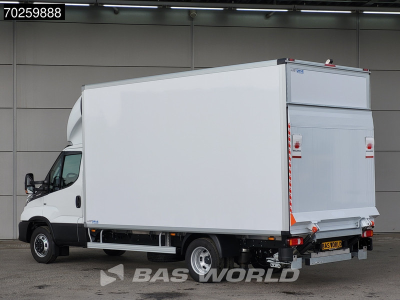 Iveco Daily 35C18 Laadklep Automaat Luchtvering Zijdeur Bakwagen Navi LED Airco Cruise Camera Lat om Lat Euro6 Meubelbak Koffer 22m3 Airco C - Dostavno vozilo sa zatvorenim sandukom: slika Iveco Daily 35C18 Laadklep Automaat Luchtvering Zijdeur Bakwagen Navi LED Airco Cruise Camera Lat om Lat Euro6 Meubelbak Koffer 22m3 Airco C - Dostavno vozilo sa zatvorenim sandukom Iveco Daily 35C18 Laadklep Automaat Luchtvering Zijdeur Bakwagen Navi LED Airco Cruise Camera Lat om Lat Euro6 Meubelbak Koffer 22m3 Airco C - Dostavno vozilo sa zatvorenim sandukom: slika Iveco Daily 35C18 Laadklep Automaat Luchtvering Zijdeur Bakwagen Navi LED Airco Cruise Camera Lat om Lat Euro6 Meubelbak Koffer 22m3 Airco C - Dostavno vozilo sa zatvorenim sandukom