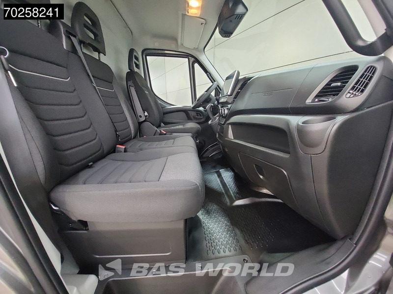 Zakup Iveco Daily 35C21 3.0L Automaat 2025model Black Edition L2H2 ACC Camera LED CarPlay Dubbellucht L2 12m3 Airco Iveco Daily 35C21 3.0L Automaat 2025model Black Edition L2H2 ACC Camera LED CarPlay Dubbellucht L2 12m3 Airco: slika Zakup Iveco Daily 35C21 3.0L Automaat 2025model Black Edition L2H2 ACC Camera LED CarPlay Dubbellucht L2 12m3 Airco Iveco Daily 35C21 3.0L Automaat 2025model Black Edition L2H2 ACC Camera LED CarPlay Dubbellucht L2 12m3 Airco