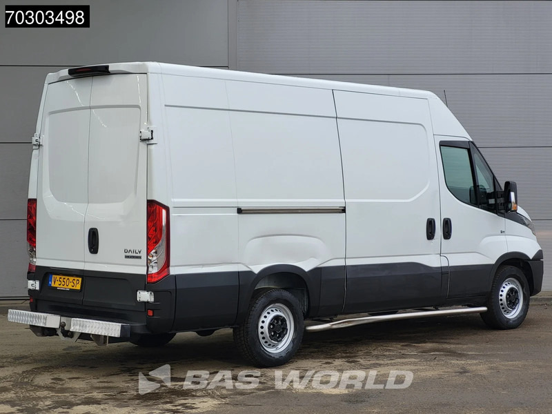 Iveco Daily 35S12 Automaat L2H2 3,5t Trekhaak Airco Cruise APK 12-2026 Euro6 L2 Airco Trekhaak Cruise control - Furgon: slika Iveco Daily 35S12 Automaat L2H2 3,5t Trekhaak Airco Cruise APK 12-2026 Euro6 L2 Airco Trekhaak Cruise control - Furgon Iveco Daily 35S12 Automaat L2H2 3,5t Trekhaak Airco Cruise APK 12-2026 Euro6 L2 Airco Trekhaak Cruise control - Furgon: slika Iveco Daily 35S12 Automaat L2H2 3,5t Trekhaak Airco Cruise APK 12-2026 Euro6 L2 Airco Trekhaak Cruise control - Furgon