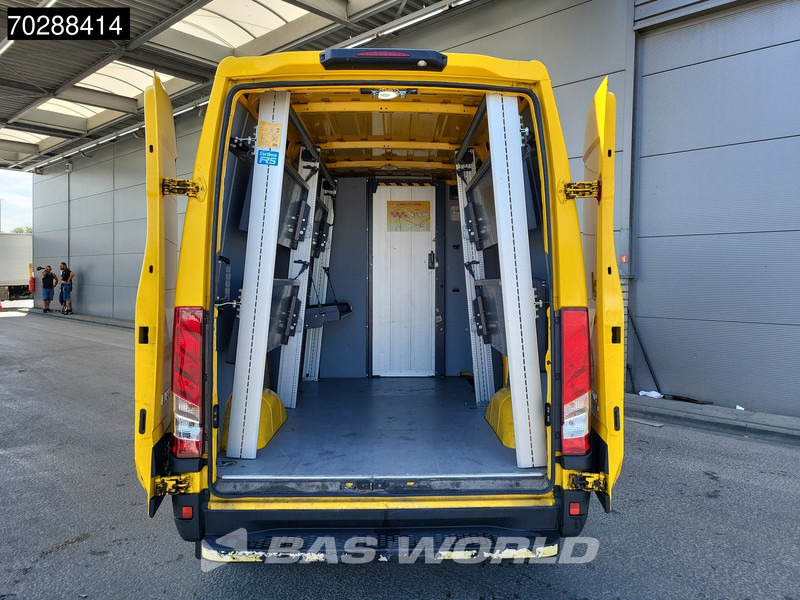 Iveco Daily 35S14 Automaat L2H2 ACC LED 3,5t Trekgewicht Airco Cruise Camera Werkplaatsinrichting Euro6 L2 11m3 Airco - Furgon: slika Iveco Daily 35S14 Automaat L2H2 ACC LED 3,5t Trekgewicht Airco Cruise Camera Werkplaatsinrichting Euro6 L2 11m3 Airco - Furgon Iveco Daily 35S14 Automaat L2H2 ACC LED 3,5t Trekgewicht Airco Cruise Camera Werkplaatsinrichting Euro6 L2 11m3 Airco - Furgon: slika Iveco Daily 35S14 Automaat L2H2 ACC LED 3,5t Trekgewicht Airco Cruise Camera Werkplaatsinrichting Euro6 L2 11m3 Airco - Furgon