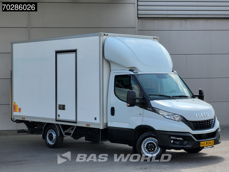 Iveco Daily 35S14 Laadklep Zijdeur Bakwagen Airco Cruise Euro6 Meubelbak Koffer 20m3 Airco Cruise control - Dostavno vozilo sa zatvorenim sandukom: slika Iveco Daily 35S14 Laadklep Zijdeur Bakwagen Airco Cruise Euro6 Meubelbak Koffer 20m3 Airco Cruise control - Dostavno vozilo sa zatvorenim sandukom Iveco Daily 35S14 Laadklep Zijdeur Bakwagen Airco Cruise Euro6 Meubelbak Koffer 20m3 Airco Cruise control - Dostavno vozilo sa zatvorenim sandukom: slika Iveco Daily 35S14 Laadklep Zijdeur Bakwagen Airco Cruise Euro6 Meubelbak Koffer 20m3 Airco Cruise control - Dostavno vozilo sa zatvorenim sandukom