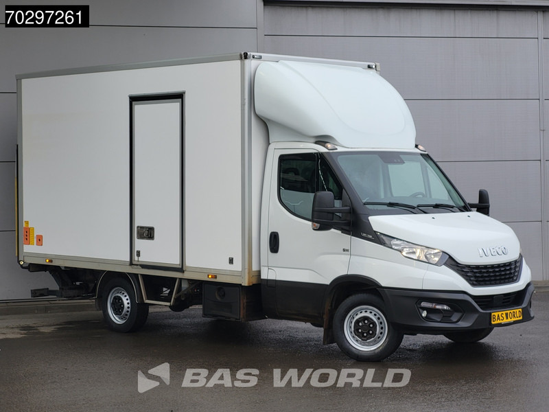 Iveco Daily 35S14 Laadklep Zijdeur Bakwagen Airco Cruise Standkachel Euro6 Meubelbak Koffer Airco Cruise control - Dostavno vozilo sa zatvorenim sandukom: slika Iveco Daily 35S14 Laadklep Zijdeur Bakwagen Airco Cruise Standkachel Euro6 Meubelbak Koffer Airco Cruise control - Dostavno vozilo sa zatvorenim sandukom Iveco Daily 35S14 Laadklep Zijdeur Bakwagen Airco Cruise Standkachel Euro6 Meubelbak Koffer Airco Cruise control - Dostavno vozilo sa zatvorenim sandukom: slika Iveco Daily 35S14 Laadklep Zijdeur Bakwagen Airco Cruise Standkachel Euro6 Meubelbak Koffer Airco Cruise control - Dostavno vozilo sa zatvorenim sandukom