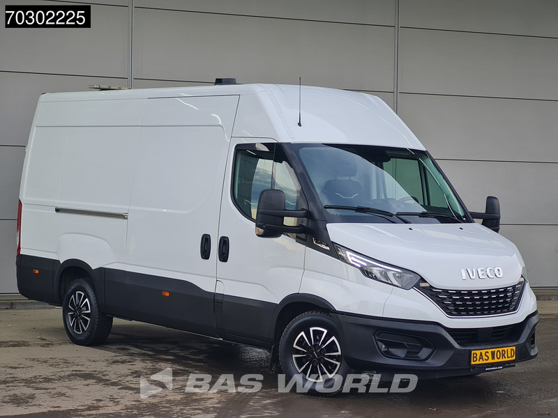 Iveco Daily 35S16 Automaat L2H2 3,5t Trekhaak LED ACC Navi Airco Camera Standkachel Euro6 L2 Airco Trekhaak - Furgon: slika Iveco Daily 35S16 Automaat L2H2 3,5t Trekhaak LED ACC Navi Airco Camera Standkachel Euro6 L2 Airco Trekhaak - Furgon Iveco Daily 35S16 Automaat L2H2 3,5t Trekhaak LED ACC Navi Airco Camera Standkachel Euro6 L2 Airco Trekhaak - Furgon: slika Iveco Daily 35S16 Automaat L2H2 3,5t Trekhaak LED ACC Navi Airco Camera Standkachel Euro6 L2 Airco Trekhaak - Furgon