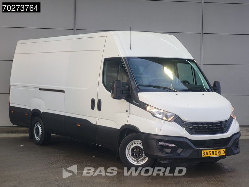 Iveco Daily 35S16 Automaat L3H2 Camera Airco Parkeersensoren L4H2 16m3 Airco - Furgon: slika Iveco Daily 35S16 Automaat L3H2 Camera Airco Parkeersensoren L4H2 16m3 Airco - Furgon Iveco Daily 35S16 Automaat L3H2 Camera Airco Parkeersensoren L4H2 16m3 Airco - Furgon: slika Iveco Daily 35S16 Automaat L3H2 Camera Airco Parkeersensoren L4H2 16m3 Airco - Furgon
