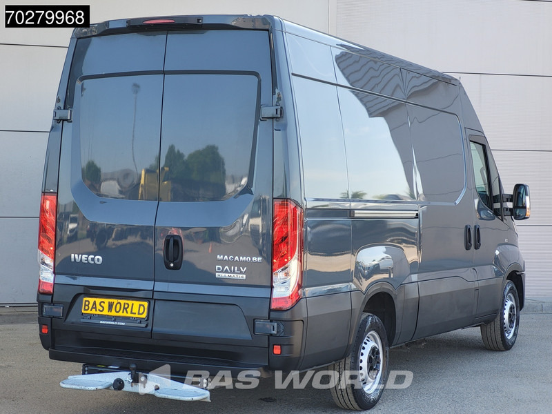 Iveco Daily 35S18 3.0L Automaat L2H2 3,5t Trekhaak Airco Cruise Camera L2 12m3 Airco Trekhaak Cruise control - Furgon: slika Iveco Daily 35S18 3.0L Automaat L2H2 3,5t Trekhaak Airco Cruise Camera L2 12m3 Airco Trekhaak Cruise control - Furgon Iveco Daily 35S18 3.0L Automaat L2H2 3,5t Trekhaak Airco Cruise Camera L2 12m3 Airco Trekhaak Cruise control - Furgon: slika Iveco Daily 35S18 3.0L Automaat L2H2 3,5t Trekhaak Airco Cruise Camera L2 12m3 Airco Trekhaak Cruise control - Furgon