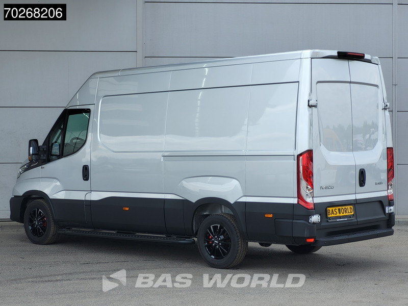 Iveco Daily 35S21 3.0L Automaat Black Edition L2H2 LED ACC Airco Camera 3,5t Trekgewicht Parkeersensoren L2 12m3 Airco - Furgon: slika Iveco Daily 35S21 3.0L Automaat Black Edition L2H2 LED ACC Airco Camera 3,5t Trekgewicht Parkeersensoren L2 12m3 Airco - Furgon Iveco Daily 35S21 3.0L Automaat Black Edition L2H2 LED ACC Airco Camera 3,5t Trekgewicht Parkeersensoren L2 12m3 Airco - Furgon: slika Iveco Daily 35S21 3.0L Automaat Black Edition L2H2 LED ACC Airco Camera 3,5t Trekgewicht Parkeersensoren L2 12m3 Airco - Furgon