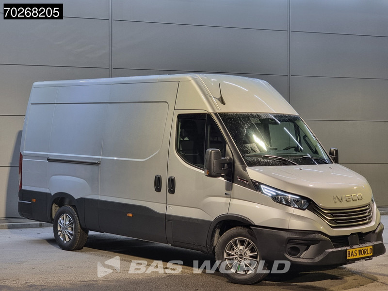 Iveco Daily 35S21 3.0L Automaat L2H2 2025model ACC LED Camera Parkeersensoren L2 3,5t Trekgewicht 12m3 Airco - Furgon: slika Iveco Daily 35S21 3.0L Automaat L2H2 2025model ACC LED Camera Parkeersensoren L2 3,5t Trekgewicht 12m3 Airco - Furgon Iveco Daily 35S21 3.0L Automaat L2H2 2025model ACC LED Camera Parkeersensoren L2 3,5t Trekgewicht 12m3 Airco - Furgon: slika Iveco Daily 35S21 3.0L Automaat L2H2 2025model ACC LED Camera Parkeersensoren L2 3,5t Trekgewicht 12m3 Airco - Furgon