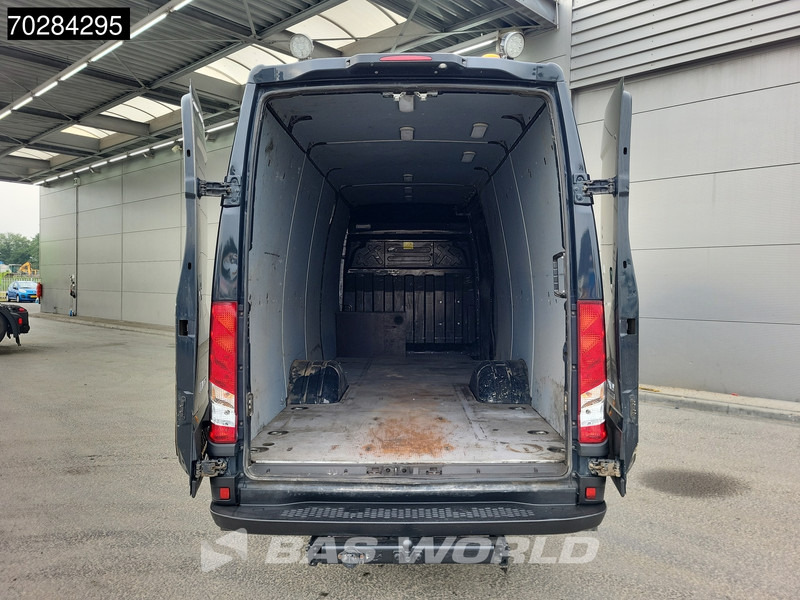 Iveco Daily 50C18 3.0L 180PK Luchtvering L3H2 Dubbellucht 3,5t Trekhaak Airco Camera Euro6 L4H2 16m3 Airco Trekhaak - Furgon: slika Iveco Daily 50C18 3.0L 180PK Luchtvering L3H2 Dubbellucht 3,5t Trekhaak Airco Camera Euro6 L4H2 16m3 Airco Trekhaak - Furgon Iveco Daily 50C18 3.0L 180PK Luchtvering L3H2 Dubbellucht 3,5t Trekhaak Airco Camera Euro6 L4H2 16m3 Airco Trekhaak - Furgon: slika Iveco Daily 50C18 3.0L 180PK Luchtvering L3H2 Dubbellucht 3,5t Trekhaak Airco Camera Euro6 L4H2 16m3 Airco Trekhaak - Furgon