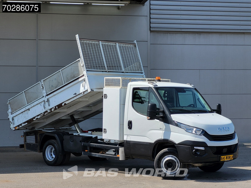 Iveco Daily 72C18 3.0L Kipper Dubbellucht 3,5t Trekhaak Airco Cruise Euro6 Tipper Benne Kieper 7m3 Airco Trekhaak Cruise control - Mali kamion kiper: slika Iveco Daily 72C18 3.0L Kipper Dubbellucht 3,5t Trekhaak Airco Cruise Euro6 Tipper Benne Kieper 7m3 Airco Trekhaak Cruise control - Mali kamion kiper Iveco Daily 72C18 3.0L Kipper Dubbellucht 3,5t Trekhaak Airco Cruise Euro6 Tipper Benne Kieper 7m3 Airco Trekhaak Cruise control - Mali kamion kiper: slika Iveco Daily 72C18 3.0L Kipper Dubbellucht 3,5t Trekhaak Airco Cruise Euro6 Tipper Benne Kieper 7m3 Airco Trekhaak Cruise control - Mali kamion kiper