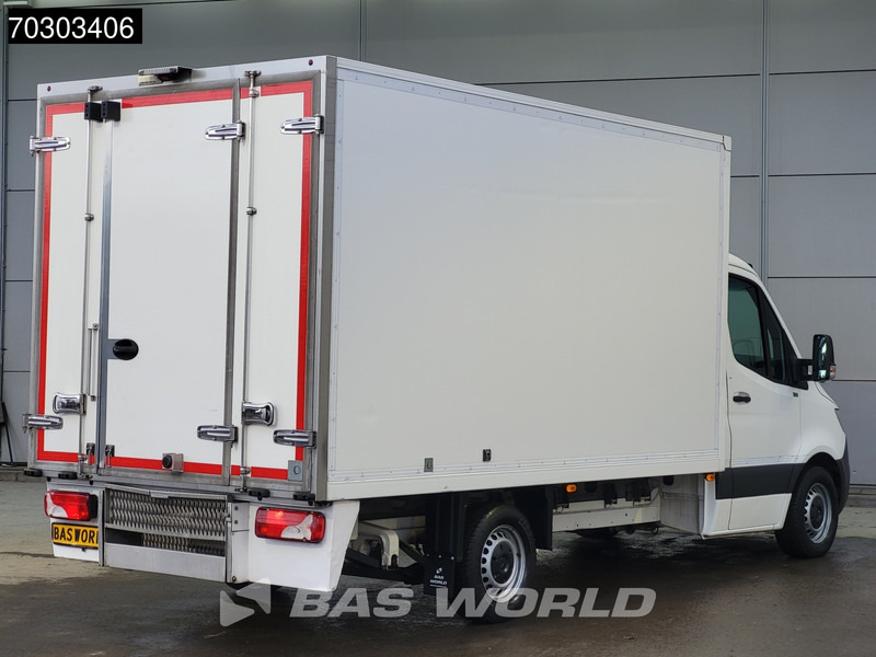 Mercedes-Benz Sprinter 314 CDI Automaat Bakwagen Gekoeld Thermo King V200 MAX Airco Camera Parkeersensoren Euro6 Koeler Koelwagen Kühlwagen Kühlkoffer - Dostavno vozilo hladnjača: slika Mercedes-Benz Sprinter 314 CDI Automaat Bakwagen Gekoeld Thermo King V200 MAX Airco Camera Parkeersensoren Euro6 Koeler Koelwagen Kühlwagen Kühlkoffer - Dostavno vozilo hladnjača Mercedes-Benz Sprinter 314 CDI Automaat Bakwagen Gekoeld Thermo King V200 MAX Airco Camera Parkeersensoren Euro6 Koeler Koelwagen Kühlwagen Kühlkoffer - Dostavno vozilo hladnjača: slika Mercedes-Benz Sprinter 314 CDI Automaat Bakwagen Gekoeld Thermo King V200 MAX Airco Camera Parkeersensoren Euro6 Koeler Koelwagen Kühlwagen Kühlkoffer - Dostavno vozilo hladnjača