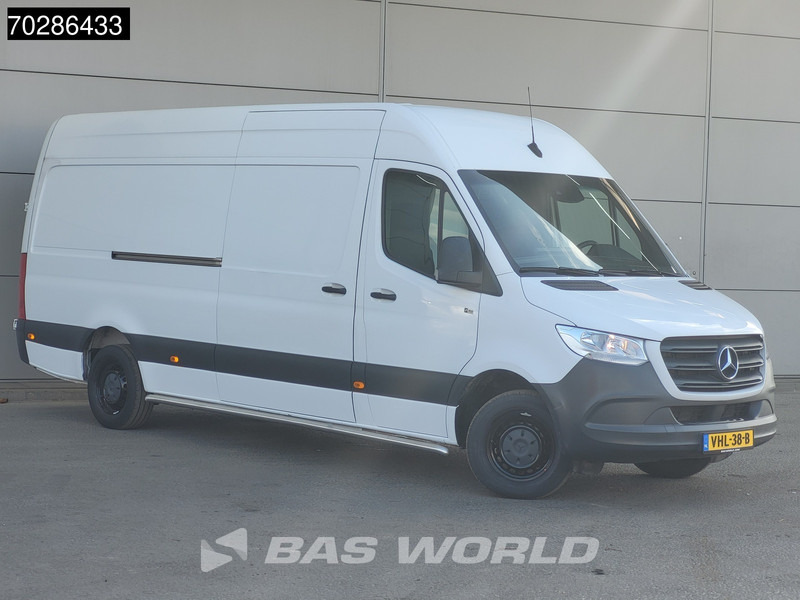 Mercedes-Benz Sprinter 315 CDI Automaat L3H2 Navi Airco Cruise Camera MBUX Euro6 L3 15m3 Airco Cruise control - Furgon: slika Mercedes-Benz Sprinter 315 CDI Automaat L3H2 Navi Airco Cruise Camera MBUX Euro6 L3 15m3 Airco Cruise control - Furgon Mercedes-Benz Sprinter 315 CDI Automaat L3H2 Navi Airco Cruise Camera MBUX Euro6 L3 15m3 Airco Cruise control - Furgon: slika Mercedes-Benz Sprinter 315 CDI Automaat L3H2 Navi Airco Cruise Camera MBUX Euro6 L3 15m3 Airco Cruise control - Furgon