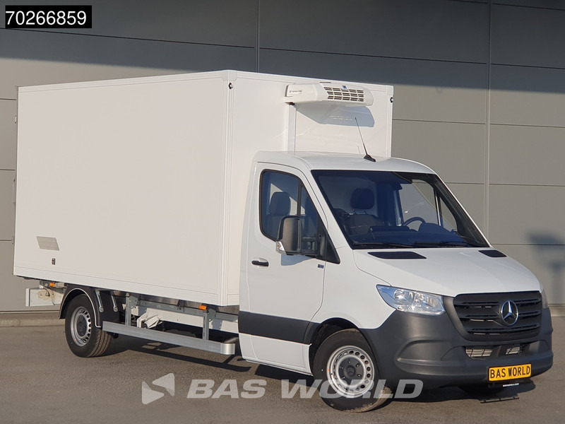 Mercedes-Benz Sprinter 315 CDI Koelwagen Achterdeuren Thermo King C-250 Airco Carplay MBUX Koel Koeler Kühl Kühler Kühlwagen Kühlkoffer 17m3 Airco - Dostavno vozilo hladnjača: slika Mercedes-Benz Sprinter 315 CDI Koelwagen Achterdeuren Thermo King C-250 Airco Carplay MBUX Koel Koeler Kühl Kühler Kühlwagen Kühlkoffer 17m3 Airco - Dostavno vozilo hladnjača Mercedes-Benz Sprinter 315 CDI Koelwagen Achterdeuren Thermo King C-250 Airco Carplay MBUX Koel Koeler Kühl Kühler Kühlwagen Kühlkoffer 17m3 Airco - Dostavno vozilo hladnjača: slika Mercedes-Benz Sprinter 315 CDI Koelwagen Achterdeuren Thermo King C-250 Airco Carplay MBUX Koel Koeler Kühl Kühler Kühlwagen Kühlkoffer 17m3 Airco - Dostavno vozilo hladnjača