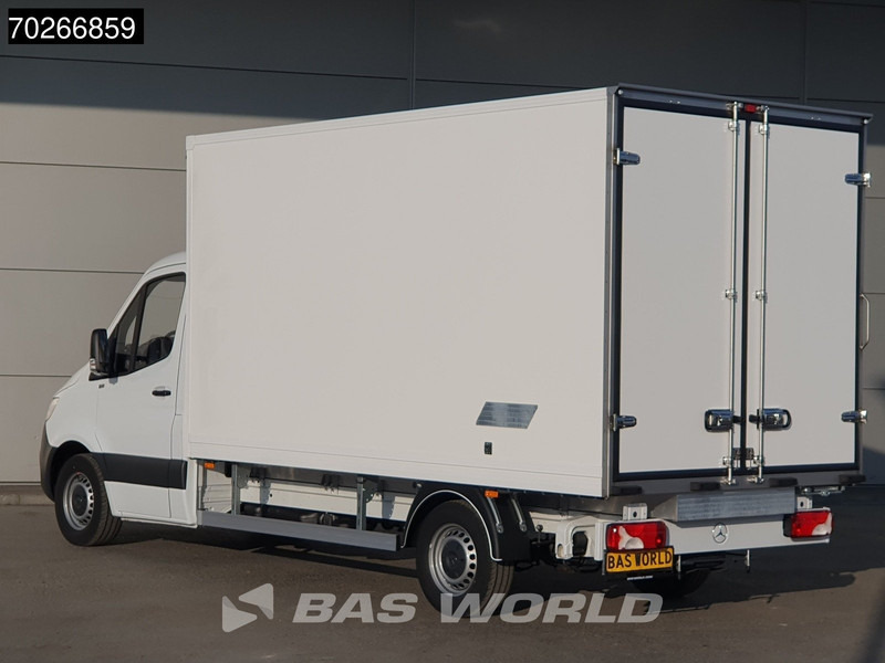 Mercedes-Benz Sprinter 315 CDI Koelwagen Achterdeuren Thermo King C-250 Airco Carplay MBUX Koel Koeler Kühl Kühler Kühlwagen Kühlkoffer 17m3 Airco - Dostavno vozilo hladnjača: slika Mercedes-Benz Sprinter 315 CDI Koelwagen Achterdeuren Thermo King C-250 Airco Carplay MBUX Koel Koeler Kühl Kühler Kühlwagen Kühlkoffer 17m3 Airco - Dostavno vozilo hladnjača Mercedes-Benz Sprinter 315 CDI Koelwagen Achterdeuren Thermo King C-250 Airco Carplay MBUX Koel Koeler Kühl Kühler Kühlwagen Kühlkoffer 17m3 Airco - Dostavno vozilo hladnjača: slika Mercedes-Benz Sprinter 315 CDI Koelwagen Achterdeuren Thermo King C-250 Airco Carplay MBUX Koel Koeler Kühl Kühler Kühlwagen Kühlkoffer 17m3 Airco - Dostavno vozilo hladnjača