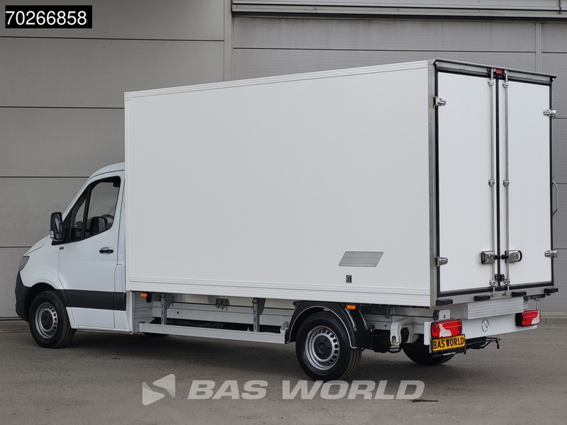 Mercedes-Benz Sprinter 315 CDI Koelwagen Achterdeuren Thermo King C-250 Airco MBUX CarPlay Koel Koeler Kühl Kühler Kühlwagen Kühlkoffer 17m3 Airco - Dostavno vozilo hladnjača: slika Mercedes-Benz Sprinter 315 CDI Koelwagen Achterdeuren Thermo King C-250 Airco MBUX CarPlay Koel Koeler Kühl Kühler Kühlwagen Kühlkoffer 17m3 Airco - Dostavno vozilo hladnjača Mercedes-Benz Sprinter 315 CDI Koelwagen Achterdeuren Thermo King C-250 Airco MBUX CarPlay Koel Koeler Kühl Kühler Kühlwagen Kühlkoffer 17m3 Airco - Dostavno vozilo hladnjača: slika Mercedes-Benz Sprinter 315 CDI Koelwagen Achterdeuren Thermo King C-250 Airco MBUX CarPlay Koel Koeler Kühl Kühler Kühlwagen Kühlkoffer 17m3 Airco - Dostavno vozilo hladnjača