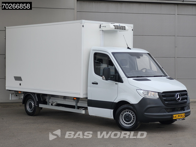 Mercedes-Benz Sprinter 315 CDI Koelwagen Achterdeuren Thermo King C-250 Airco MBUX CarPlay Koel Koeler Kühl Kühler Kühlwagen Kühlkoffer 17m3 Airco - Dostavno vozilo hladnjača: slika Mercedes-Benz Sprinter 315 CDI Koelwagen Achterdeuren Thermo King C-250 Airco MBUX CarPlay Koel Koeler Kühl Kühler Kühlwagen Kühlkoffer 17m3 Airco - Dostavno vozilo hladnjača Mercedes-Benz Sprinter 315 CDI Koelwagen Achterdeuren Thermo King C-250 Airco MBUX CarPlay Koel Koeler Kühl Kühler Kühlwagen Kühlkoffer 17m3 Airco - Dostavno vozilo hladnjača: slika Mercedes-Benz Sprinter 315 CDI Koelwagen Achterdeuren Thermo King C-250 Airco MBUX CarPlay Koel Koeler Kühl Kühler Kühlwagen Kühlkoffer 17m3 Airco - Dostavno vozilo hladnjača