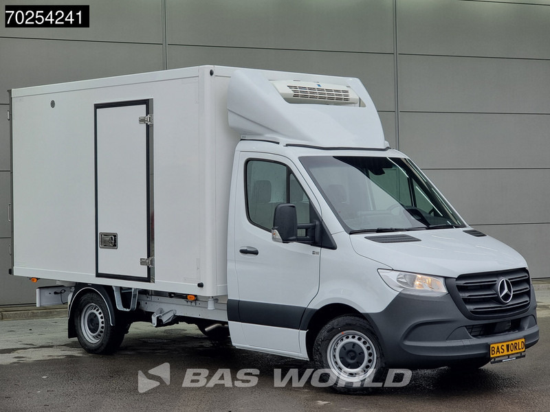 Mercedes-Benz Sprinter 315 CDI Koelwagen Thermo King V-300max 230V stekker Bakwagen Koel Kühlwagen 13m3 Airco Cruise control - Dostavno vozilo hladnjača: slika Mercedes-Benz Sprinter 315 CDI Koelwagen Thermo King V-300max 230V stekker Bakwagen Koel Kühlwagen 13m3 Airco Cruise control - Dostavno vozilo hladnjača Mercedes-Benz Sprinter 315 CDI Koelwagen Thermo King V-300max 230V stekker Bakwagen Koel Kühlwagen 13m3 Airco Cruise control - Dostavno vozilo hladnjača: slika Mercedes-Benz Sprinter 315 CDI Koelwagen Thermo King V-300max 230V stekker Bakwagen Koel Kühlwagen 13m3 Airco Cruise control - Dostavno vozilo hladnjača