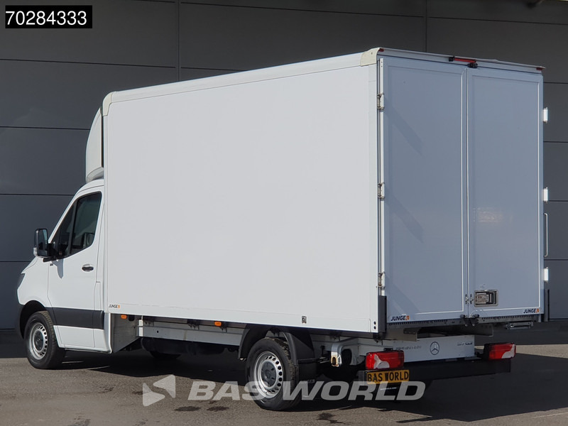 Mercedes-Benz Sprinter 317 CDI Automaat Bakwagen Achterdeuren Airco Camera Euro6 Meubelbak Koffer 21m3 Airco - Dostavno vozilo sa zatvorenim sandukom: slika Mercedes-Benz Sprinter 317 CDI Automaat Bakwagen Achterdeuren Airco Camera Euro6 Meubelbak Koffer 21m3 Airco - Dostavno vozilo sa zatvorenim sandukom Mercedes-Benz Sprinter 317 CDI Automaat Bakwagen Achterdeuren Airco Camera Euro6 Meubelbak Koffer 21m3 Airco - Dostavno vozilo sa zatvorenim sandukom: slika Mercedes-Benz Sprinter 317 CDI Automaat Bakwagen Achterdeuren Airco Camera Euro6 Meubelbak Koffer 21m3 Airco - Dostavno vozilo sa zatvorenim sandukom