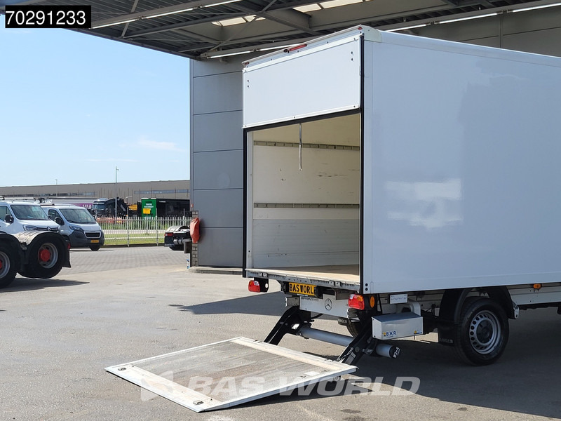 Mercedes-Benz Sprinter 317 CDI Automaat Bakwagen Laadklep Camera Airco Koffer Meubelbak 21m3 Airco - Dostavno vozilo sa zatvorenim sandukom: slika Mercedes-Benz Sprinter 317 CDI Automaat Bakwagen Laadklep Camera Airco Koffer Meubelbak 21m3 Airco - Dostavno vozilo sa zatvorenim sandukom Mercedes-Benz Sprinter 317 CDI Automaat Bakwagen Laadklep Camera Airco Koffer Meubelbak 21m3 Airco - Dostavno vozilo sa zatvorenim sandukom: slika Mercedes-Benz Sprinter 317 CDI Automaat Bakwagen Laadklep Camera Airco Koffer Meubelbak 21m3 Airco - Dostavno vozilo sa zatvorenim sandukom