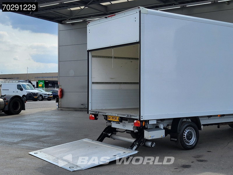 Mercedes-Benz Sprinter 317 CDI Automaat Bakwagen Laadklep Camera Airco Koffer Meubelbak 21m3 Airco - Dostavno vozilo sa zatvorenim sandukom: slika Mercedes-Benz Sprinter 317 CDI Automaat Bakwagen Laadklep Camera Airco Koffer Meubelbak 21m3 Airco - Dostavno vozilo sa zatvorenim sandukom Mercedes-Benz Sprinter 317 CDI Automaat Bakwagen Laadklep Camera Airco Koffer Meubelbak 21m3 Airco - Dostavno vozilo sa zatvorenim sandukom: slika Mercedes-Benz Sprinter 317 CDI Automaat Bakwagen Laadklep Camera Airco Koffer Meubelbak 21m3 Airco - Dostavno vozilo sa zatvorenim sandukom