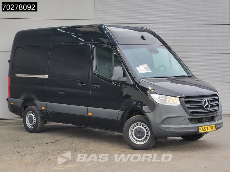 Mercedes-Benz Sprinter 317 CDI Automaat L2H2 3500KG Trekhaak 170PK Airco Camera MBUX CarPlay Euro6 L2 10m3 Airco Trekhaak - Furgon: slika Mercedes-Benz Sprinter 317 CDI Automaat L2H2 3500KG Trekhaak 170PK Airco Camera MBUX CarPlay Euro6 L2 10m3 Airco Trekhaak - Furgon Mercedes-Benz Sprinter 317 CDI Automaat L2H2 3500KG Trekhaak 170PK Airco Camera MBUX CarPlay Euro6 L2 10m3 Airco Trekhaak - Furgon: slika Mercedes-Benz Sprinter 317 CDI Automaat L2H2 3500KG Trekhaak 170PK Airco Camera MBUX CarPlay Euro6 L2 10m3 Airco Trekhaak - Furgon
