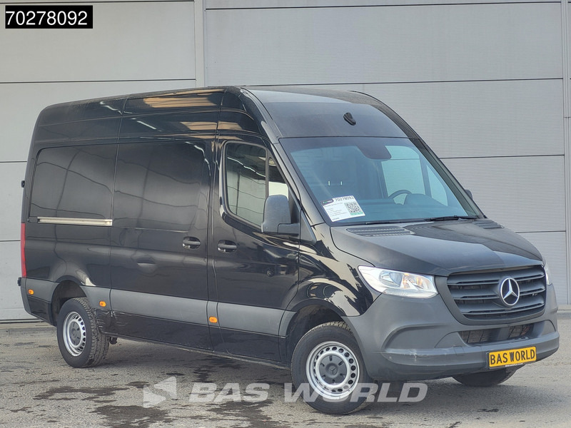 Mercedes-Benz Sprinter 317 CDI Automaat L2H2 3500KG Trekhaak 170PK Airco Camera MBUX CarPlay Euro6 L2 10m3 Airco Trekhaak - Furgon: slika Mercedes-Benz Sprinter 317 CDI Automaat L2H2 3500KG Trekhaak 170PK Airco Camera MBUX CarPlay Euro6 L2 10m3 Airco Trekhaak - Furgon Mercedes-Benz Sprinter 317 CDI Automaat L2H2 3500KG Trekhaak 170PK Airco Camera MBUX CarPlay Euro6 L2 10m3 Airco Trekhaak - Furgon: slika Mercedes-Benz Sprinter 317 CDI Automaat L2H2 3500KG Trekhaak 170PK Airco Camera MBUX CarPlay Euro6 L2 10m3 Airco Trekhaak - Furgon