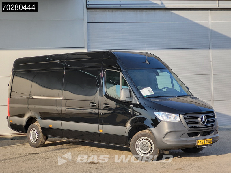 Mercedes-Benz Sprinter 317 CDI Automaat L3H2 Airco Camera MBUX L3 14m3 Airco - Furgon: slika Mercedes-Benz Sprinter 317 CDI Automaat L3H2 Airco Camera MBUX L3 14m3 Airco - Furgon Mercedes-Benz Sprinter 317 CDI Automaat L3H2 Airco Camera MBUX L3 14m3 Airco - Furgon: slika Mercedes-Benz Sprinter 317 CDI Automaat L3H2 Airco Camera MBUX L3 14m3 Airco - Furgon