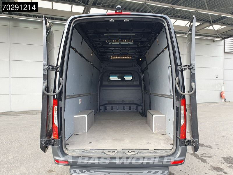 Mercedes-Benz Sprinter 317 CDI Automaat L3H2 Airco Camera Parkeersensoren MBUX CarPlay Euro6 L3 15m3 Airco - Furgon: slika Mercedes-Benz Sprinter 317 CDI Automaat L3H2 Airco Camera Parkeersensoren MBUX CarPlay Euro6 L3 15m3 Airco - Furgon Mercedes-Benz Sprinter 317 CDI Automaat L3H2 Airco Camera Parkeersensoren MBUX CarPlay Euro6 L3 15m3 Airco - Furgon: slika Mercedes-Benz Sprinter 317 CDI Automaat L3H2 Airco Camera Parkeersensoren MBUX CarPlay Euro6 L3 15m3 Airco - Furgon