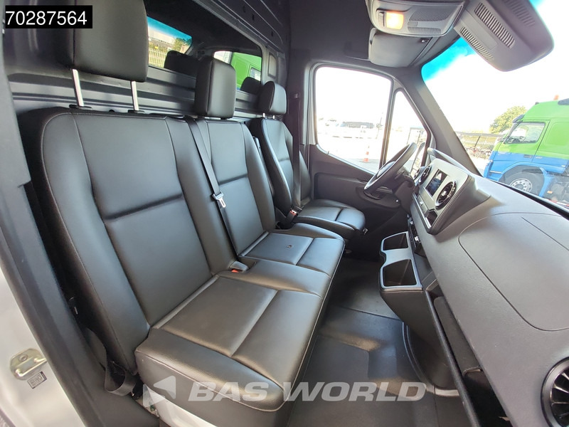 Furgon Mercedes-Benz Sprinter 317 CDI Automaat L3H2 Airco Cruise Camera Parkeersensoren MBUX CarPlay Euro6 L3 16m3 Airco: slika Furgon Mercedes-Benz Sprinter 317 CDI Automaat L3H2 Airco Cruise Camera Parkeersensoren MBUX CarPlay Euro6 L3 16m3 Airco