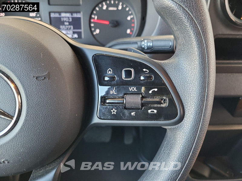 Furgon Mercedes-Benz Sprinter 317 CDI Automaat L3H2 Airco Cruise Camera Parkeersensoren MBUX CarPlay Euro6 L3 16m3 Airco: slika Furgon Mercedes-Benz Sprinter 317 CDI Automaat L3H2 Airco Cruise Camera Parkeersensoren MBUX CarPlay Euro6 L3 16m3 Airco