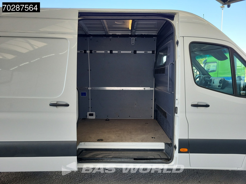 Furgon Mercedes-Benz Sprinter 317 CDI Automaat L3H2 Airco Cruise Camera Parkeersensoren MBUX CarPlay Euro6 L3 16m3 Airco: slika Furgon Mercedes-Benz Sprinter 317 CDI Automaat L3H2 Airco Cruise Camera Parkeersensoren MBUX CarPlay Euro6 L3 16m3 Airco