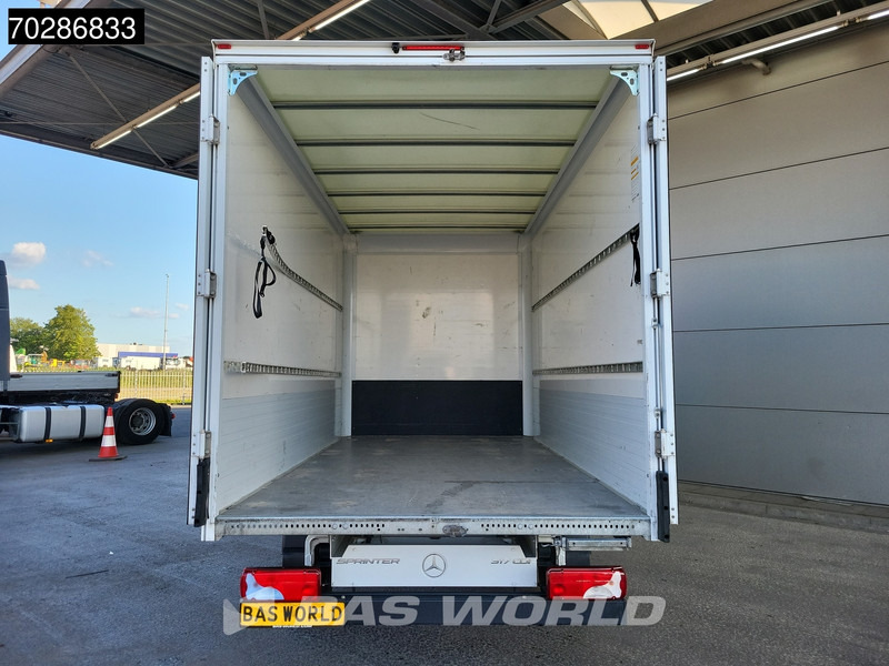 Mercedes-Benz Sprinter 317 CDI Bakwagen Automaat Achterdeuren Airco Camera Euro6 Meubelbak Koffer 21m3 Airco - Dostavno vozilo sa zatvorenim sandukom: slika Mercedes-Benz Sprinter 317 CDI Bakwagen Automaat Achterdeuren Airco Camera Euro6 Meubelbak Koffer 21m3 Airco - Dostavno vozilo sa zatvorenim sandukom Mercedes-Benz Sprinter 317 CDI Bakwagen Automaat Achterdeuren Airco Camera Euro6 Meubelbak Koffer 21m3 Airco - Dostavno vozilo sa zatvorenim sandukom: slika Mercedes-Benz Sprinter 317 CDI Bakwagen Automaat Achterdeuren Airco Camera Euro6 Meubelbak Koffer 21m3 Airco - Dostavno vozilo sa zatvorenim sandukom