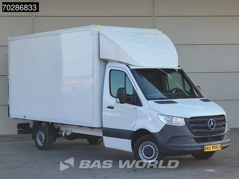 Mercedes-Benz Sprinter 317 CDI Bakwagen Automaat Achterdeuren Airco Camera Euro6 Meubelbak Koffer 21m3 Airco - Dostavno vozilo sa zatvorenim sandukom: slika Mercedes-Benz Sprinter 317 CDI Bakwagen Automaat Achterdeuren Airco Camera Euro6 Meubelbak Koffer 21m3 Airco - Dostavno vozilo sa zatvorenim sandukom Mercedes-Benz Sprinter 317 CDI Bakwagen Automaat Achterdeuren Airco Camera Euro6 Meubelbak Koffer 21m3 Airco - Dostavno vozilo sa zatvorenim sandukom: slika Mercedes-Benz Sprinter 317 CDI Bakwagen Automaat Achterdeuren Airco Camera Euro6 Meubelbak Koffer 21m3 Airco - Dostavno vozilo sa zatvorenim sandukom