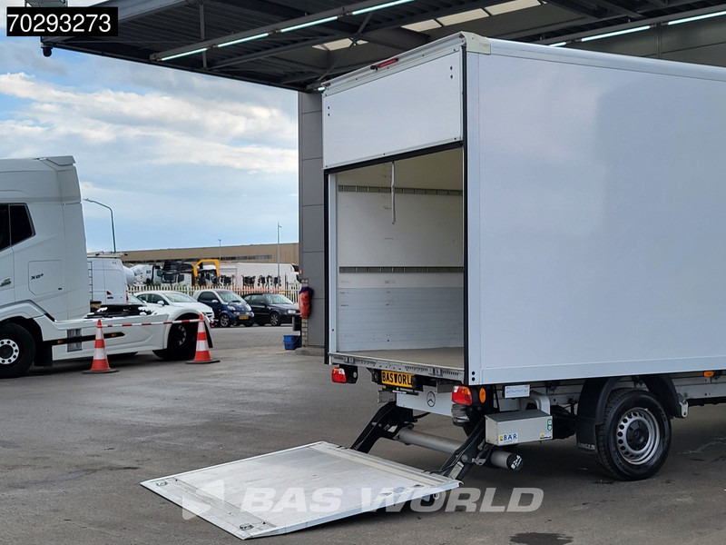 Mercedes-Benz Sprinter 317 CDI Laadklep Automaat Bakwagen Airco Camera Euro6 Meubelbak Koffer 21m3 Airco - Dostavno vozilo sa zatvorenim sandukom: slika Mercedes-Benz Sprinter 317 CDI Laadklep Automaat Bakwagen Airco Camera Euro6 Meubelbak Koffer 21m3 Airco - Dostavno vozilo sa zatvorenim sandukom Mercedes-Benz Sprinter 317 CDI Laadklep Automaat Bakwagen Airco Camera Euro6 Meubelbak Koffer 21m3 Airco - Dostavno vozilo sa zatvorenim sandukom: slika Mercedes-Benz Sprinter 317 CDI Laadklep Automaat Bakwagen Airco Camera Euro6 Meubelbak Koffer 21m3 Airco - Dostavno vozilo sa zatvorenim sandukom