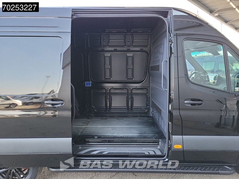 Mercedes-Benz Sprinter 319 CDI 190PK Black Edition 2025 Model LED Camera MBUX Airco Cruise L2 11m3 Airco Cruise control - Furgon: slika Mercedes-Benz Sprinter 319 CDI 190PK Black Edition 2025 Model LED Camera MBUX Airco Cruise L2 11m3 Airco Cruise control - Furgon Mercedes-Benz Sprinter 319 CDI 190PK Black Edition 2025 Model LED Camera MBUX Airco Cruise L2 11m3 Airco Cruise control - Furgon: slika Mercedes-Benz Sprinter 319 CDI 190PK Black Edition 2025 Model LED Camera MBUX Airco Cruise L2 11m3 Airco Cruise control - Furgon