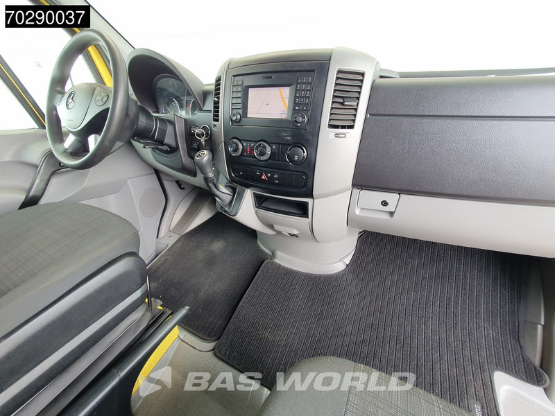 Furgon Mercedes-Benz Sprinter 319 CDI Automaat 3.0 V6 L2H2 3500kg trekhaak Navi Camera Airco Cruise L2 12m3 Airco Trekhaak Cruise control: slika Furgon Mercedes-Benz Sprinter 319 CDI Automaat 3.0 V6 L2H2 3500kg trekhaak Navi Camera Airco Cruise L2 12m3 Airco Trekhaak Cruise control