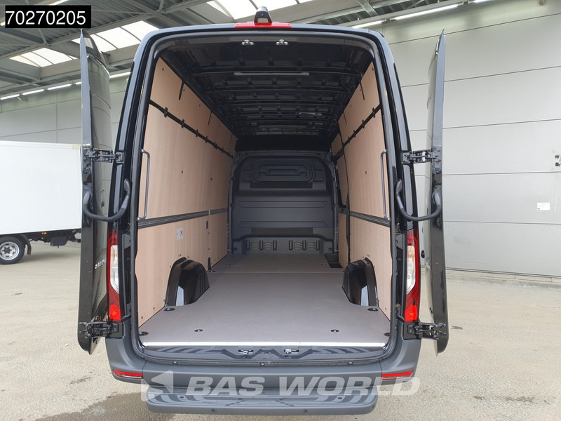Mercedes-Benz Sprinter 319 CDI Automaat 4x4 L3H2 2025 model LED Navi Camera 4wd Allrad 15m3 Airco Cruise control - Furgon: slika Mercedes-Benz Sprinter 319 CDI Automaat 4x4 L3H2 2025 model LED Navi Camera 4wd Allrad 15m3 Airco Cruise control - Furgon Mercedes-Benz Sprinter 319 CDI Automaat 4x4 L3H2 2025 model LED Navi Camera 4wd Allrad 15m3 Airco Cruise control - Furgon: slika Mercedes-Benz Sprinter 319 CDI Automaat 4x4 L3H2 2025 model LED Navi Camera 4wd Allrad 15m3 Airco Cruise control - Furgon
