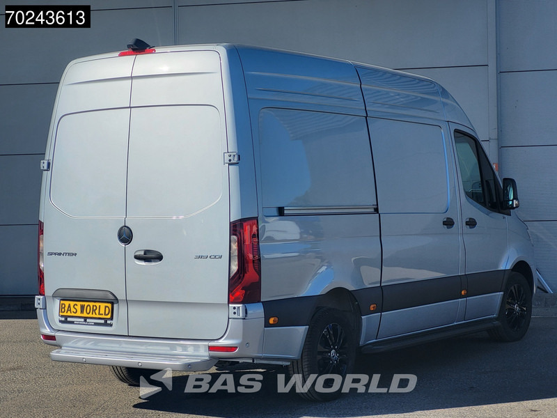 Mercedes-Benz Sprinter 319 CDI Automaat L2H2 2025 Model LED ACC Camera Sensoren MBUX L2 10m3 Airco - Furgon: slika Mercedes-Benz Sprinter 319 CDI Automaat L2H2 2025 Model LED ACC Camera Sensoren MBUX L2 10m3 Airco - Furgon Mercedes-Benz Sprinter 319 CDI Automaat L2H2 2025 Model LED ACC Camera Sensoren MBUX L2 10m3 Airco - Furgon: slika Mercedes-Benz Sprinter 319 CDI Automaat L2H2 2025 Model LED ACC Camera Sensoren MBUX L2 10m3 Airco - Furgon