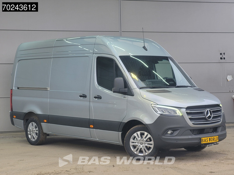 Mercedes-Benz Sprinter 319 CDI Automaat L2H2 2025 Model LED ACC Camera Sensoren MBUX L2 10m3 Airco - Furgon: slika Mercedes-Benz Sprinter 319 CDI Automaat L2H2 2025 Model LED ACC Camera Sensoren MBUX L2 10m3 Airco - Furgon Mercedes-Benz Sprinter 319 CDI Automaat L2H2 2025 Model LED ACC Camera Sensoren MBUX L2 10m3 Airco - Furgon: slika Mercedes-Benz Sprinter 319 CDI Automaat L2H2 2025 Model LED ACC Camera Sensoren MBUX L2 10m3 Airco - Furgon