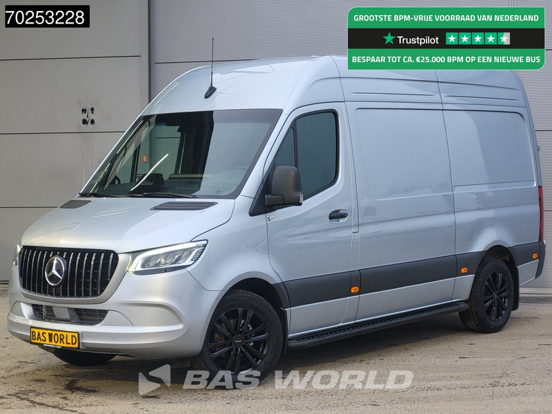 Mercedes-Benz Sprinter 319 CDI Automaat L2H2 AMG Black Edition LED 18'' MBUX Camera 11m3 Airco Cruise control - Furgon: slika Mercedes-Benz Sprinter 319 CDI Automaat L2H2 AMG Black Edition LED 18'' MBUX Camera 11m3 Airco Cruise control - Furgon Mercedes-Benz Sprinter 319 CDI Automaat L2H2 AMG Black Edition LED 18'' MBUX Camera 11m3 Airco Cruise control - Furgon: slika Mercedes-Benz Sprinter 319 CDI Automaat L2H2 AMG Black Edition LED 18'' MBUX Camera 11m3 Airco Cruise control - Furgon