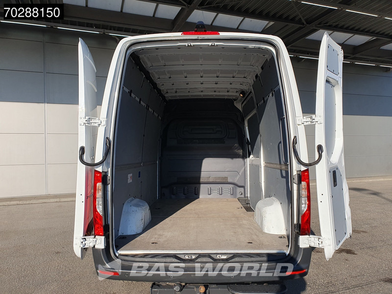 Mercedes-Benz Sprinter 319 CDI Automaat L2H2 Trekhaak Airco MBUX CarPlay Parkeersensoren Euro6 L2 12m3 Airco Trekhaak - Furgon: slika Mercedes-Benz Sprinter 319 CDI Automaat L2H2 Trekhaak Airco MBUX CarPlay Parkeersensoren Euro6 L2 12m3 Airco Trekhaak - Furgon Mercedes-Benz Sprinter 319 CDI Automaat L2H2 Trekhaak Airco MBUX CarPlay Parkeersensoren Euro6 L2 12m3 Airco Trekhaak - Furgon: slika Mercedes-Benz Sprinter 319 CDI Automaat L2H2 Trekhaak Airco MBUX CarPlay Parkeersensoren Euro6 L2 12m3 Airco Trekhaak - Furgon