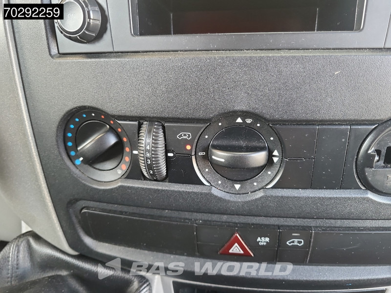 Dostavno vozilo sa zatvorenim sandukom Mercedes-Benz Sprinter 513 CDI NL Bakwagen Laadklep Zijdeur Meubelbak Koffer LBW 19m3: slika Dostavno vozilo sa zatvorenim sandukom Mercedes-Benz Sprinter 513 CDI NL Bakwagen Laadklep Zijdeur Meubelbak Koffer LBW 19m3